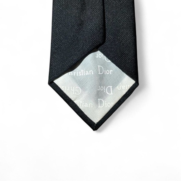 🔥 Dior Tie 🔥 - Picture 4 of 4